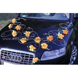 Pynt bröllopsbil orange rosor