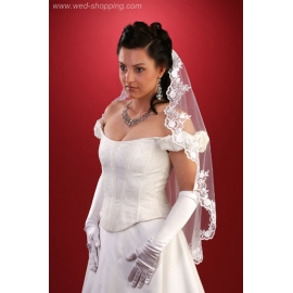 Brudslöja  80  cm med  brodyr