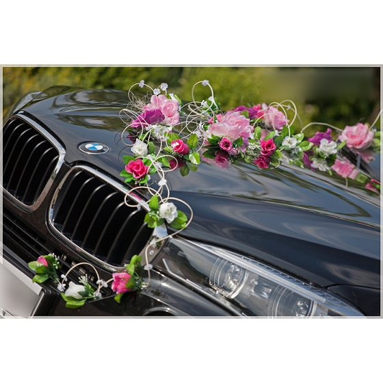 Bildekoration bröllop Blommor i vit och rosa - rotting