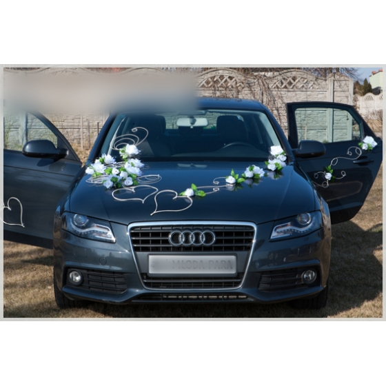 Bildekoration till bröllop Vit Rosor Hjärtan i rotting