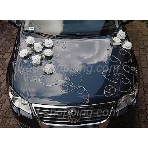 Bildekoration till bröllop 12 hjärta vita rosor