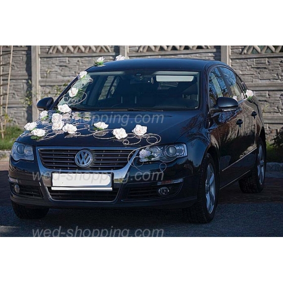 Bildekoration bröllop vit blommor