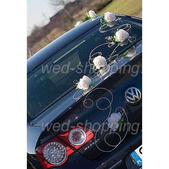 Bildekoration bröllop vit blommor