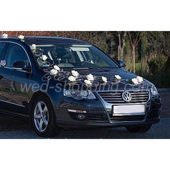 Bildekoration bröllop vit blommor