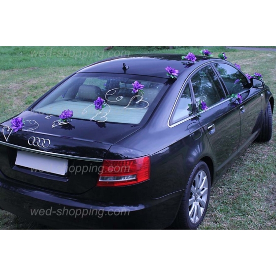 Dekoration till bil till bröllop rosor violett