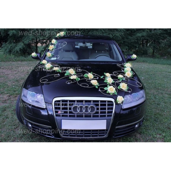 Dekoration till bröllopsbil gyllengul blommor