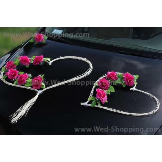 Bildekoration bröllop hjärta mörka rosa rosor