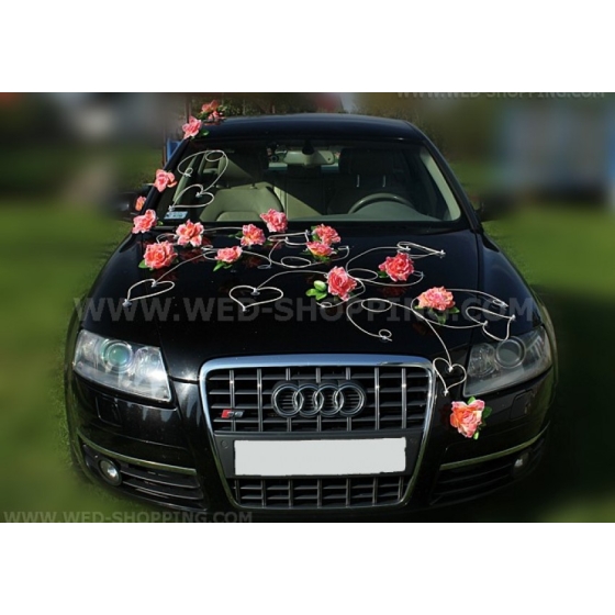 Dekoration bröllopsbil korall rosor