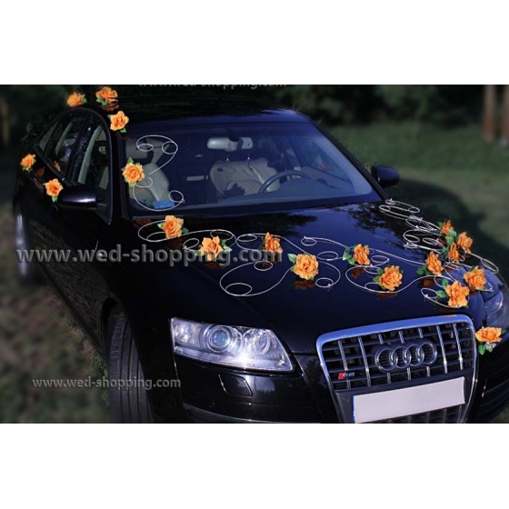 Pynt bröllopsbil orange rosor