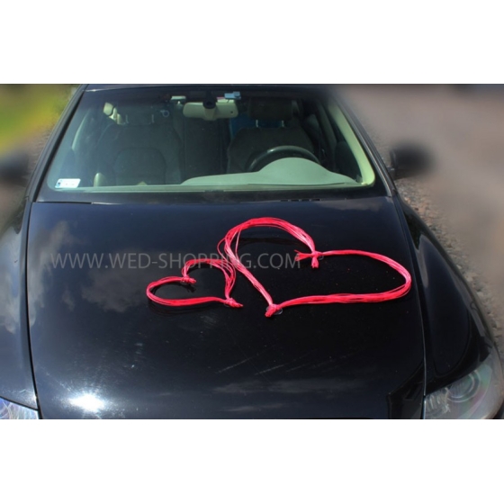 Röda rotting hjärtan pynt för bröllop bil