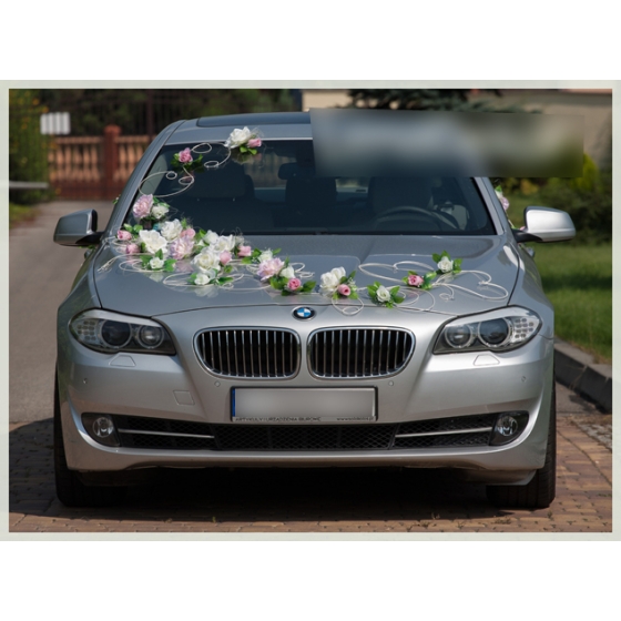 Dekoration till Bröllopsbil Rosa och Ivory Rosor med- rotting hjärtan