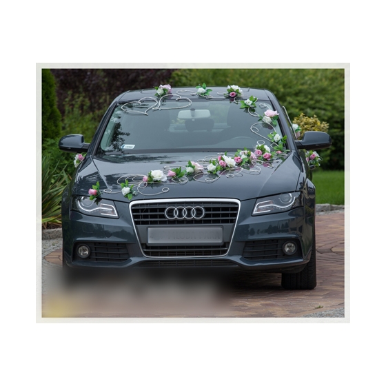 Dekoration till Bröllopsbil Rosa och Ivory Rosor med- rotting hjärtan