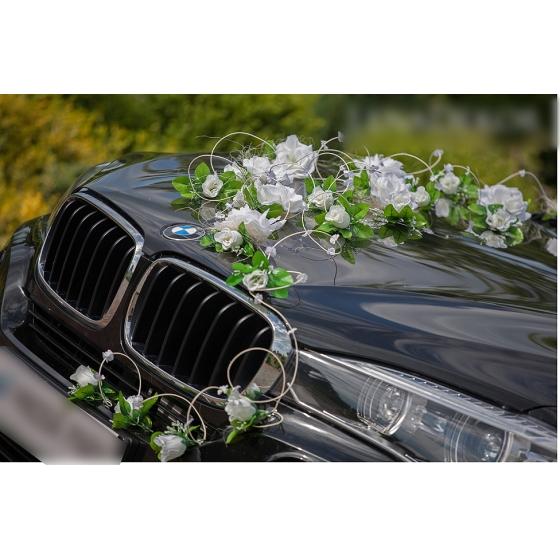 Dekoration till Bröllopsbil Rosor i ivory - rotting