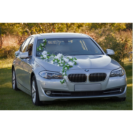 Dekoration till Bröllopsbil Rosor i ivory - rotting