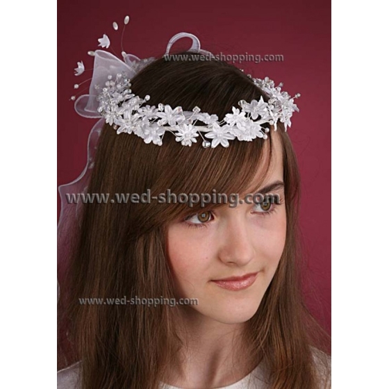 Brudtärna krans av vita blommor