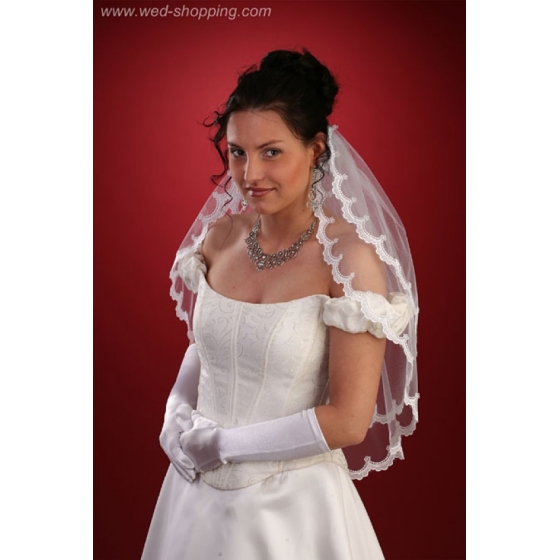 Brudslöja 70 cm med  spets