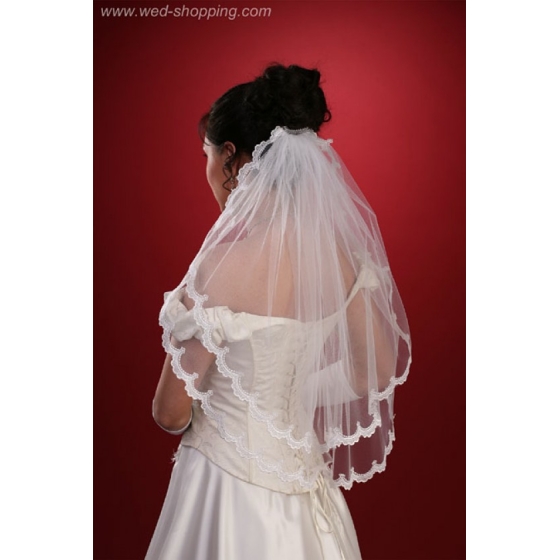 Brudslöja 70 cm med  spets