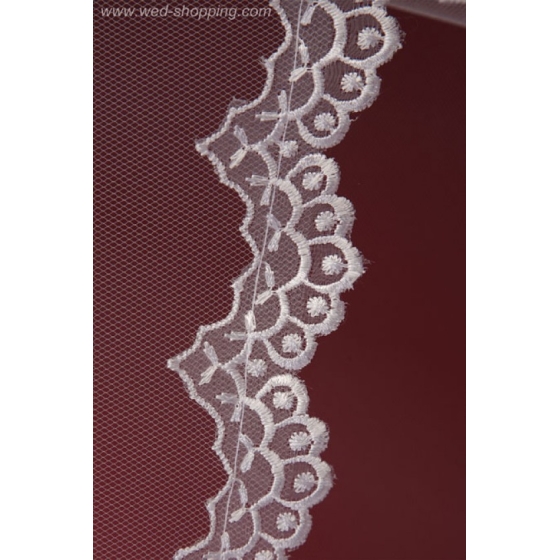 Brudslöja lång med spets