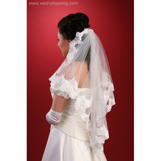 Brudslöja  80  cm med  brodyr  - vit med silver brodyr