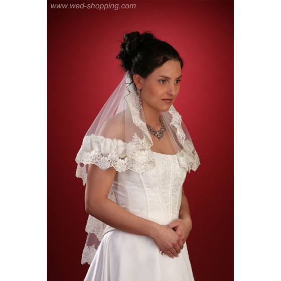 Brudslöja  80  cm med  brodyr  - ivory med guld brodyr