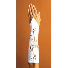 Gants de mariée avec une application en relief