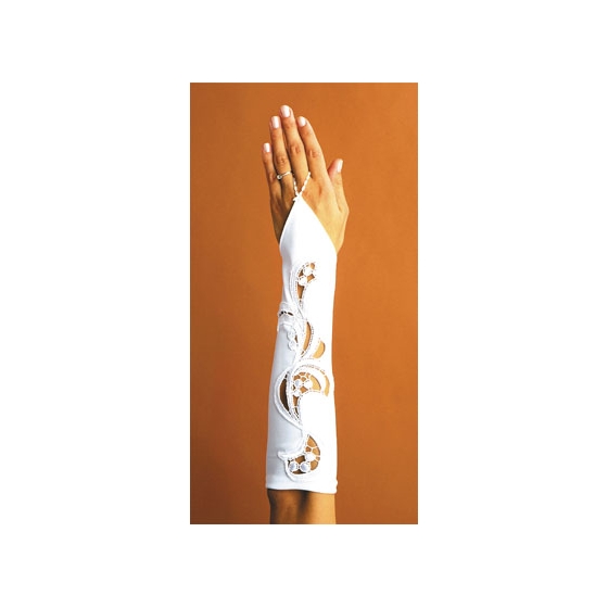 Gants de mariée avec une application en relief