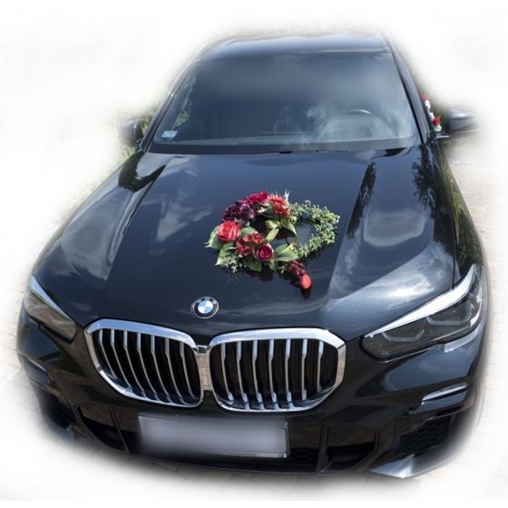 Grand cœur floral Elsa Rouge Bordeaux pour voiture de mariage