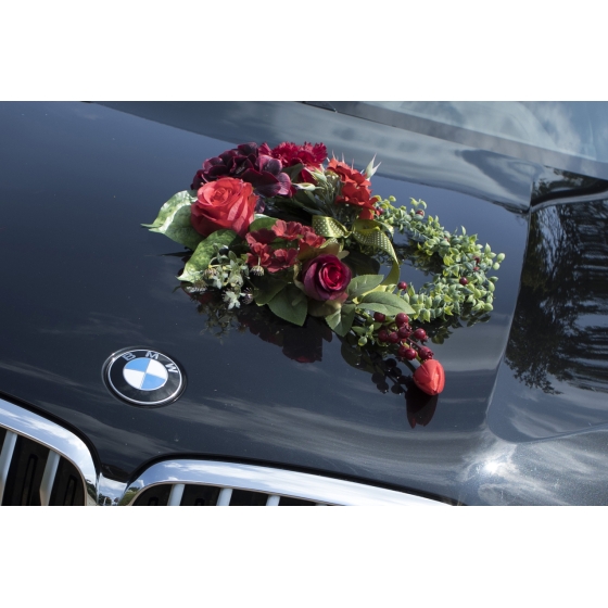 Grand cœur floral Elsa Rouge Bordeaux pour voiture de mariage